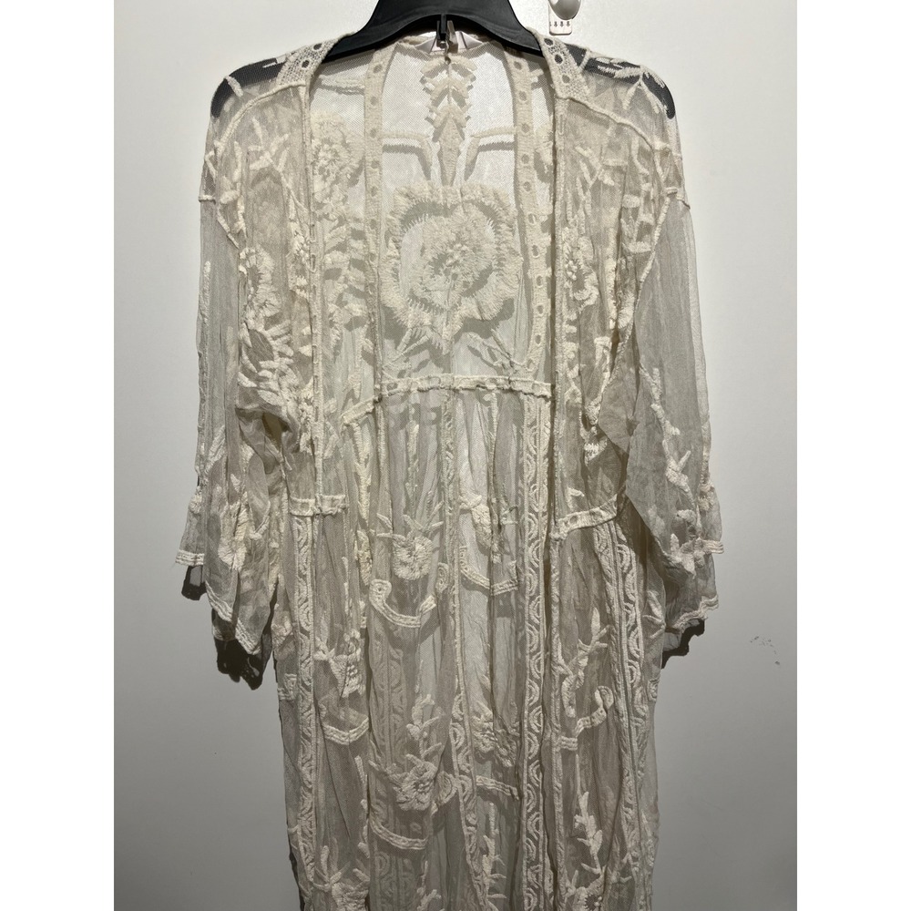 LC Lauren Conrad Floral Embroidered Mesh Kimono Cream Ivory One Size Boho Wrap